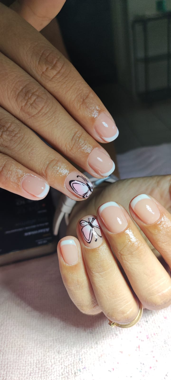 ../../../../static/img/nails/IMG-20241017-WA0304.jpg